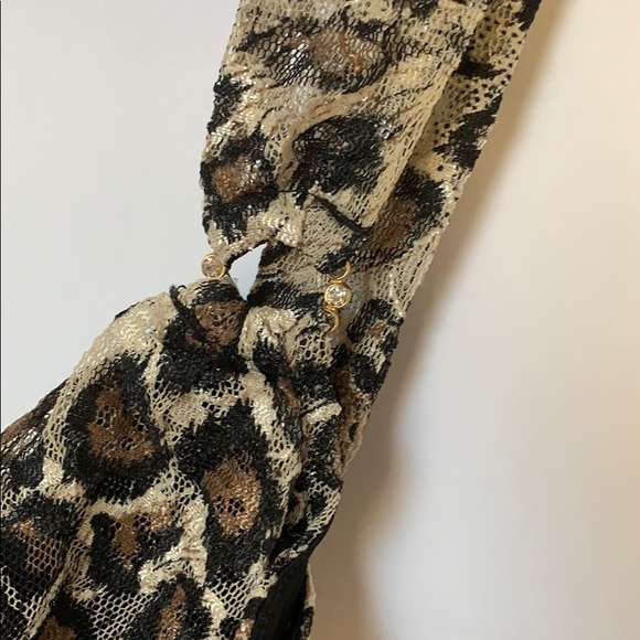 Express Leopard Print Top - Picture 4 of 4